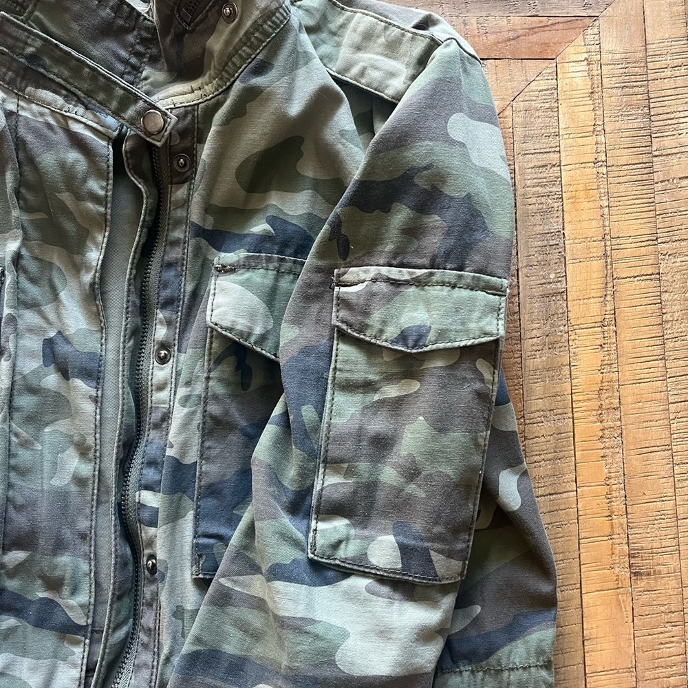 Thread & Supply army cargo jacket - Picture 2 of 7